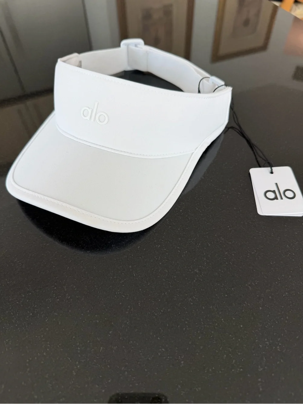 NWT ALO Yoga White Visor